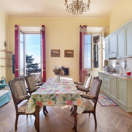 App Mughetto In Villa Marchello Brunate Exterior photo